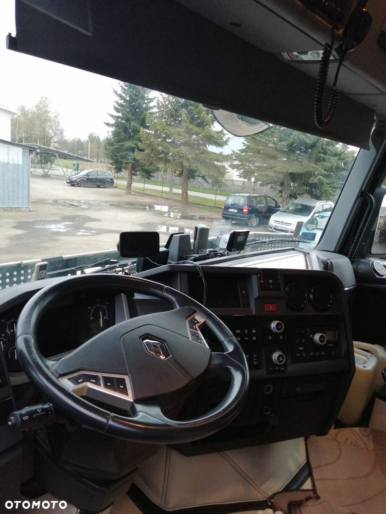 Renault T480 - 5