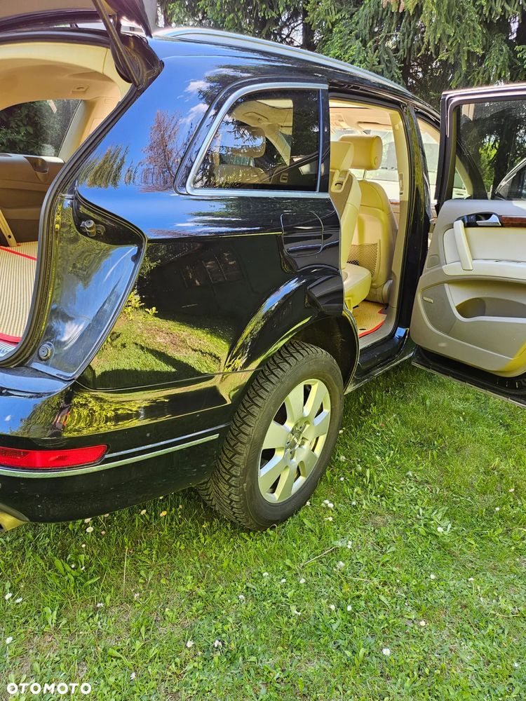 Audi Q7 - 6
