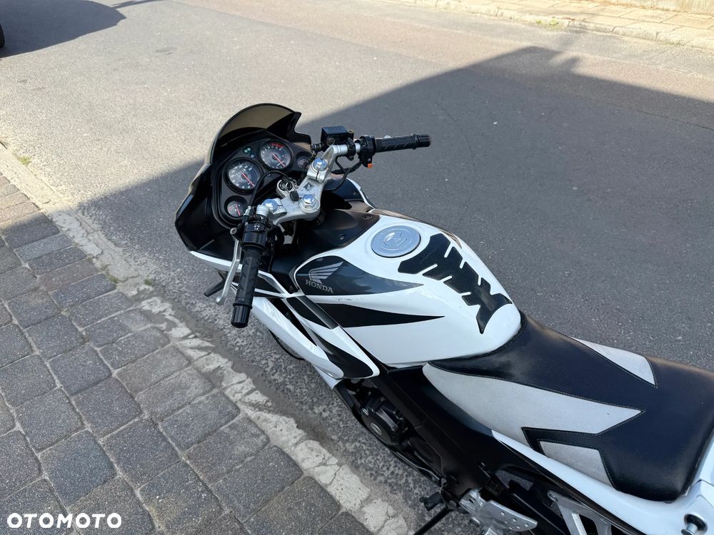 Honda CBR - 13