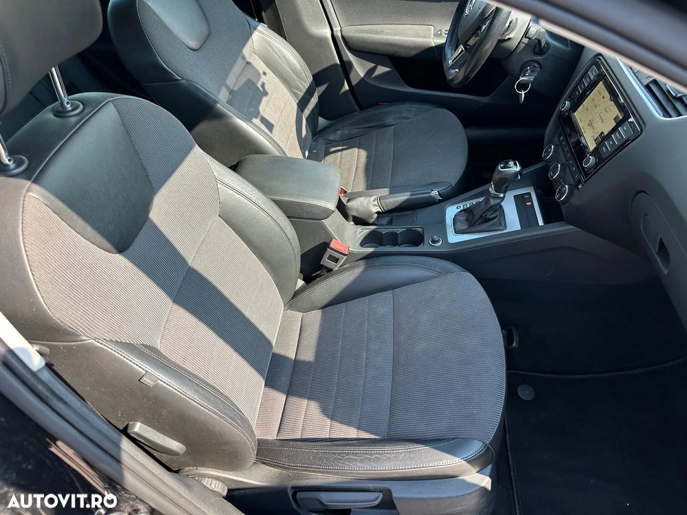 Skoda Octavia 2.0 TDI DSG Soleil - 3