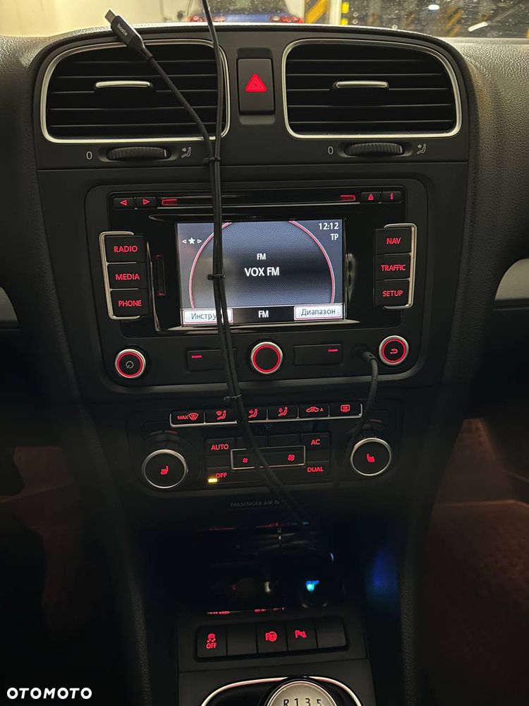 Volkswagen Golf 1.4 TSI Comfortline - 24