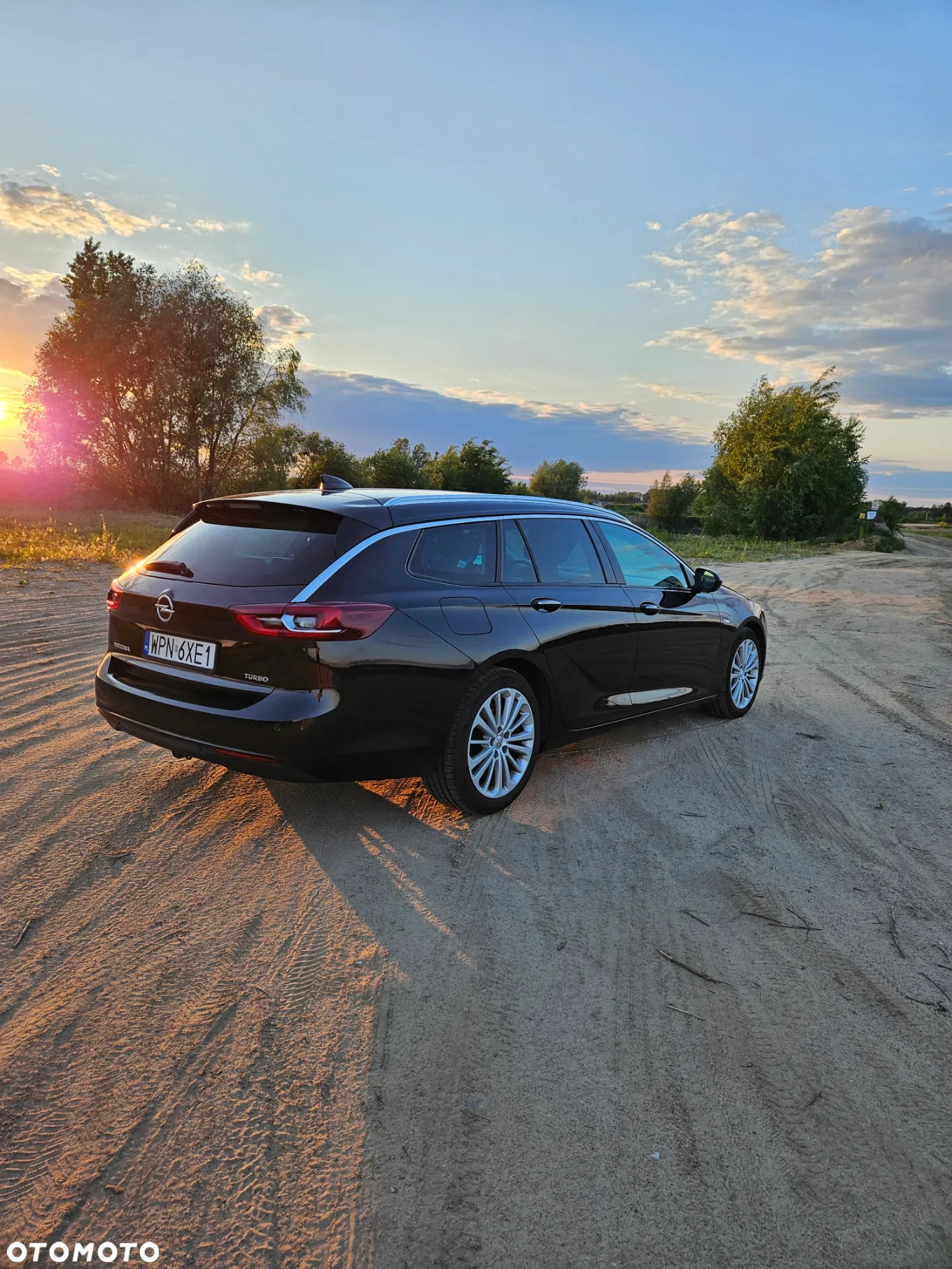 Opel Insignia 1.5 T Innovation S&S - 10