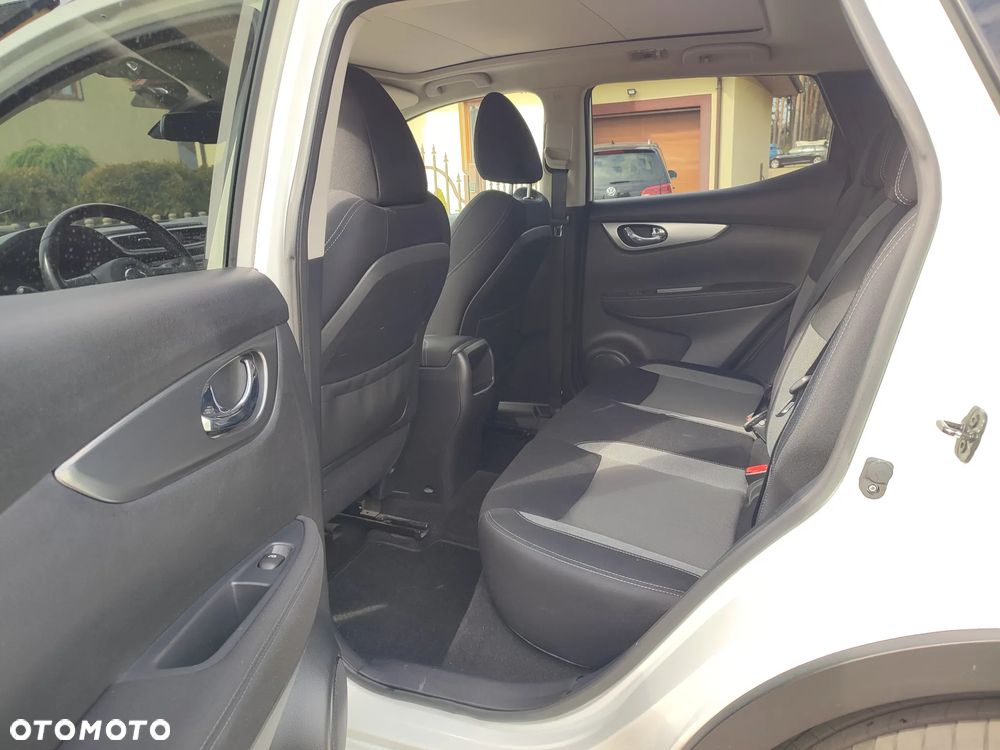 Nissan Qashqai 1.6 DIG-T 360 - 15
