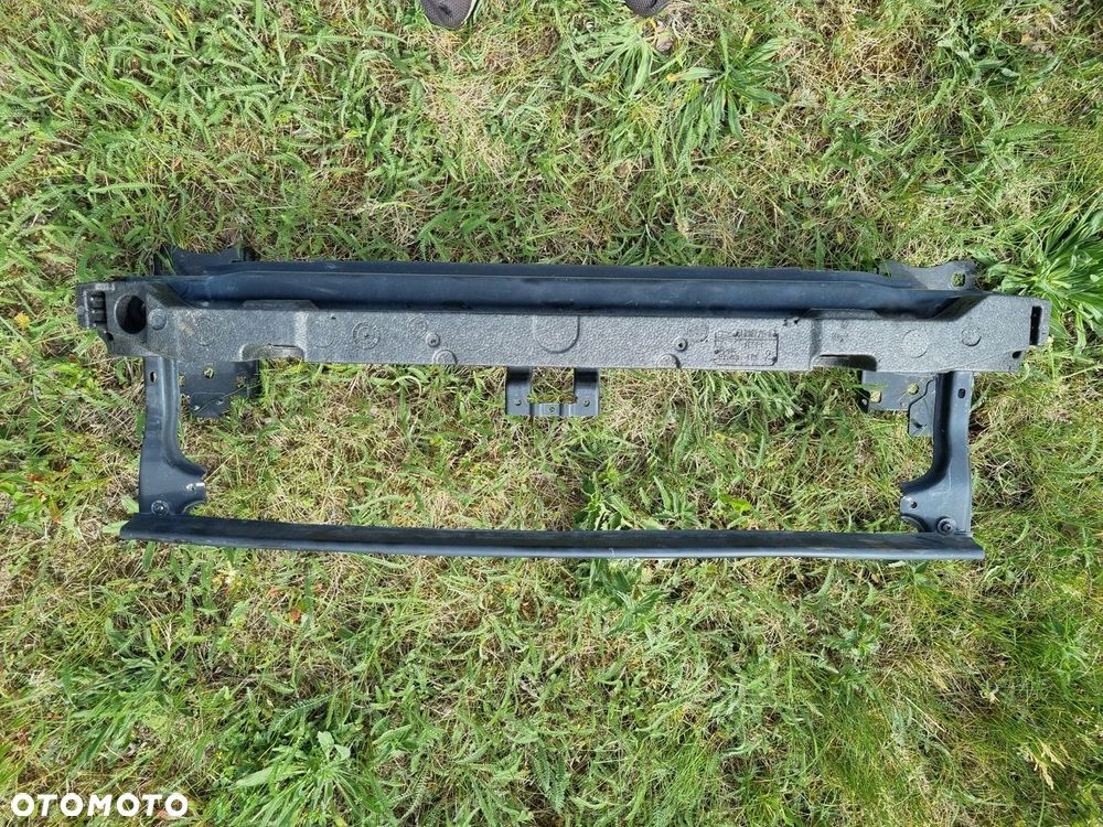 LEON III LIFT 5F PAS PRZEDNI WZMOCNIENIE CZOŁOWE BELKA POD ZDERZAK ABSORBER