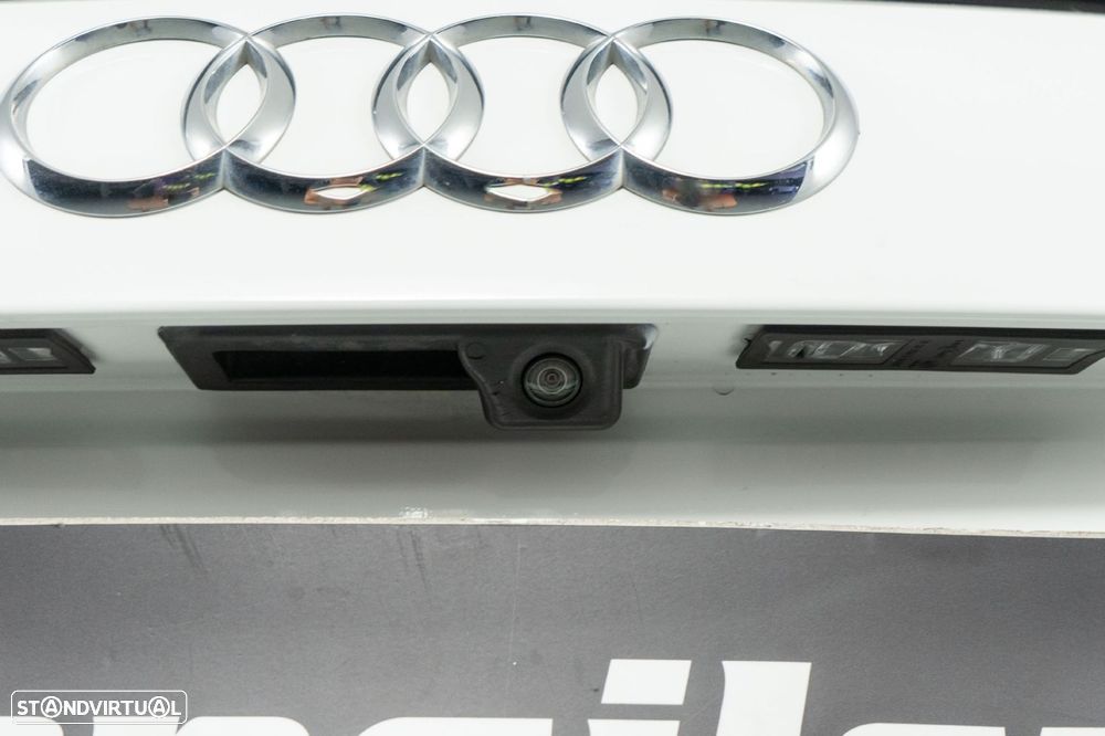 Audi Q3 45 TFSIe S tronic - 17