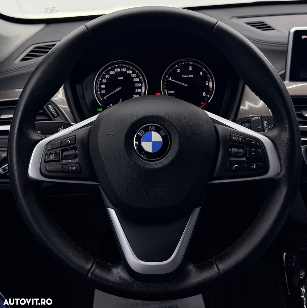 BMW X1 - 36