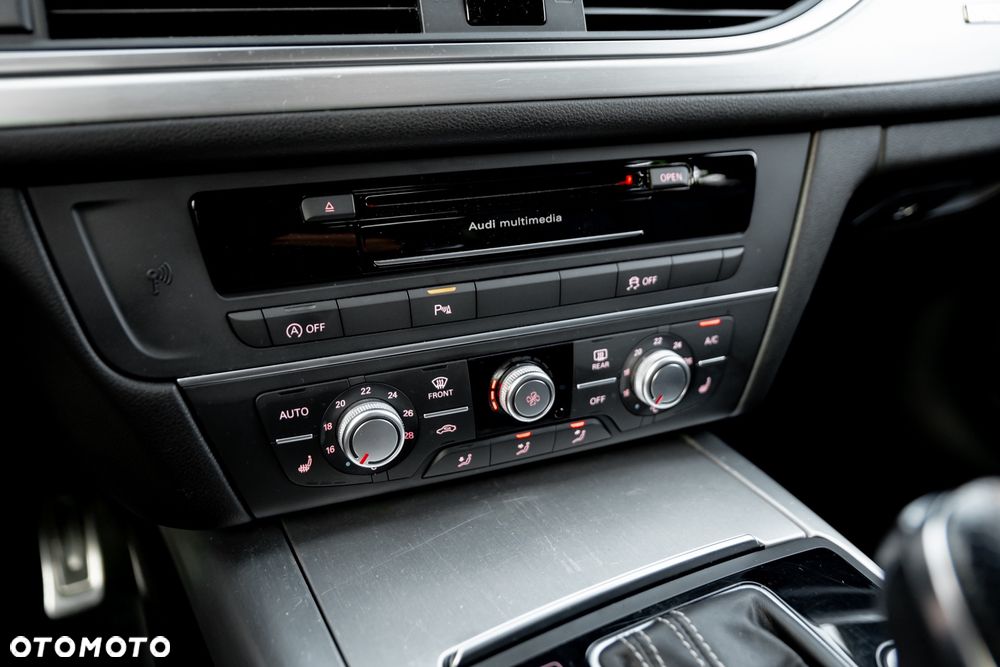 Audi A6 Avant 3.0 TDI quattro S tronic - 37