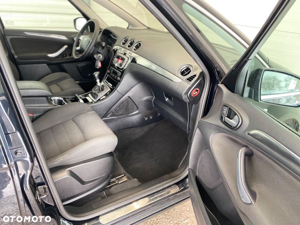 Ford S-Max 2.0 TDCi Trend - 11