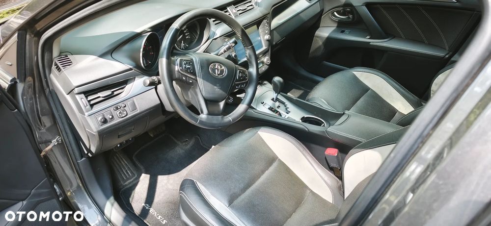 Toyota Avensis 2.0 Prestige MS - 11