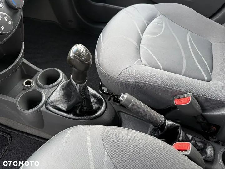 Chevrolet Spark 1.2 LTZ - 26