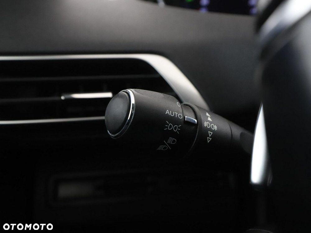 Peugeot 3008 1.6 PureTech GPF GT Line S&S EAT8 - 36