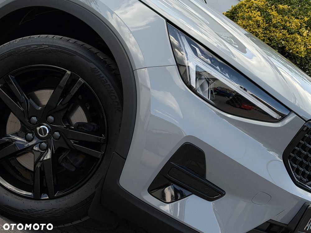 Volvo XC 40 B3 B DKG Ultra Black Edition - 30
