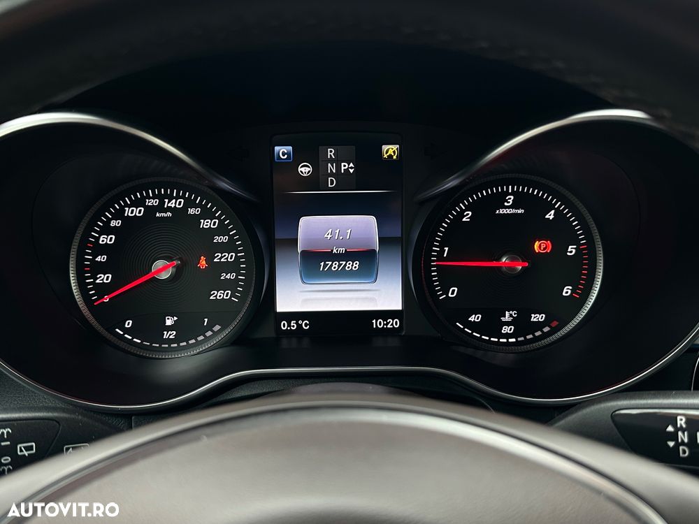 Mercedes-Benz GLC - 17