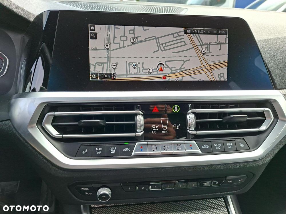 BMW Seria 3 320d xDrive M Sport sport - 16