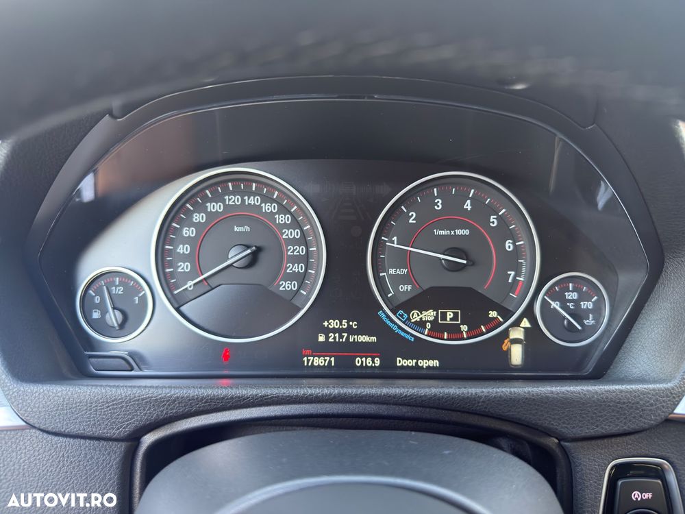 BMW Seria 3 318i Aut. Edition M Sport Shadow - 34