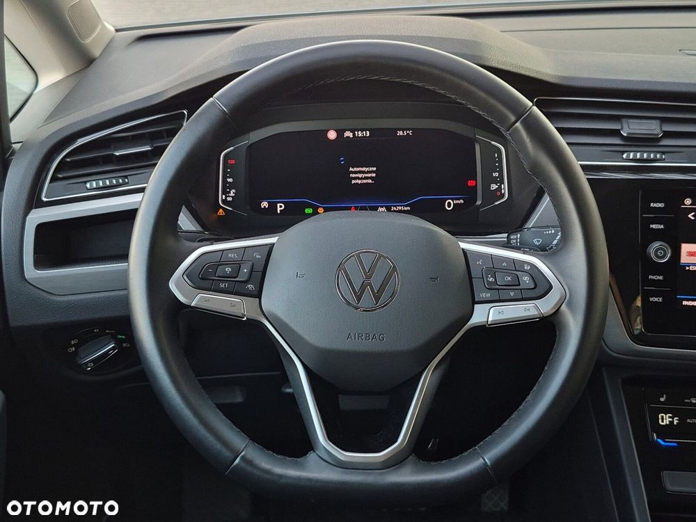 Volkswagen Touran 2.0 TDI BMT Comfortline DSG - 23