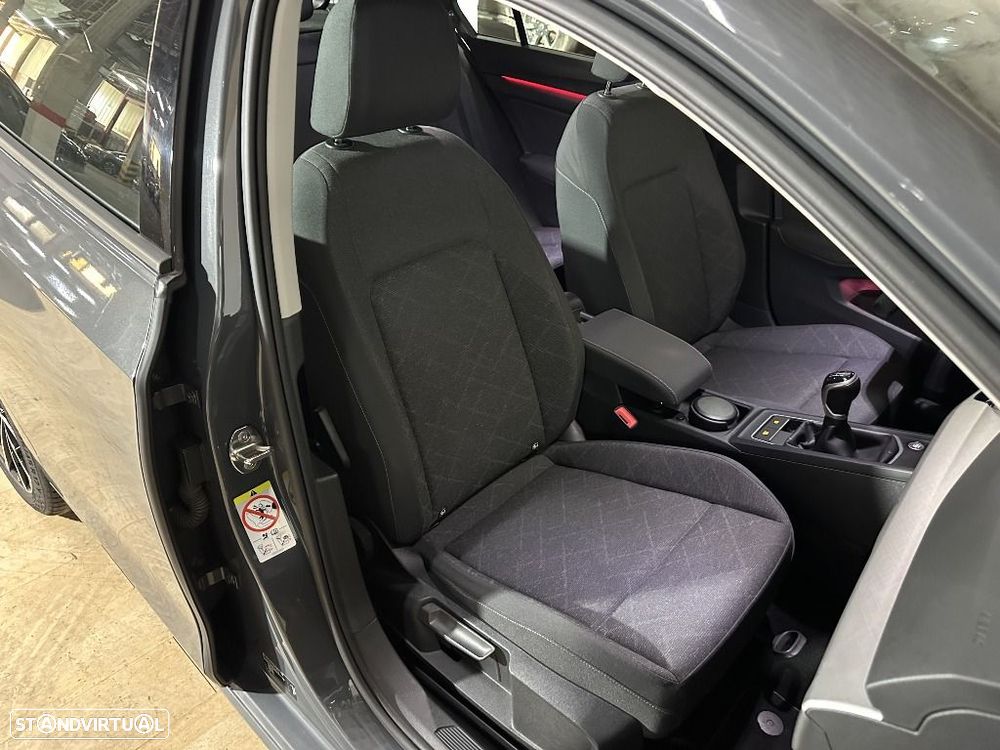 VW Golf 1.0 TSI Life - 14