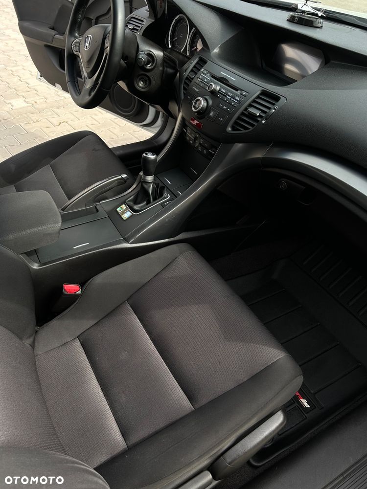 Honda Accord 2.0 Elegance - 21