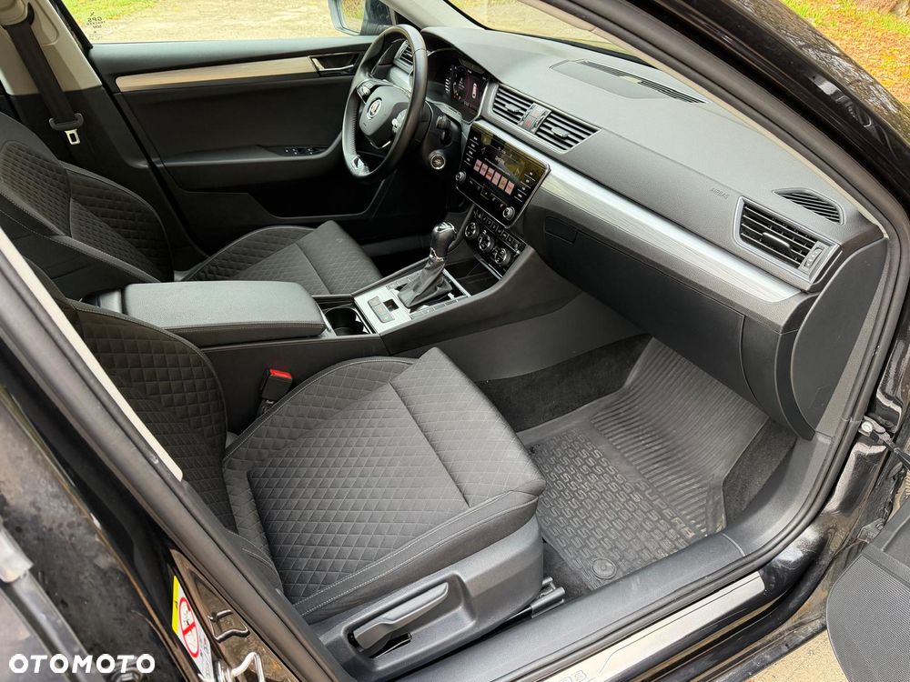 Skoda Superb 2.0 TDI SCR Ambition DSG - 18