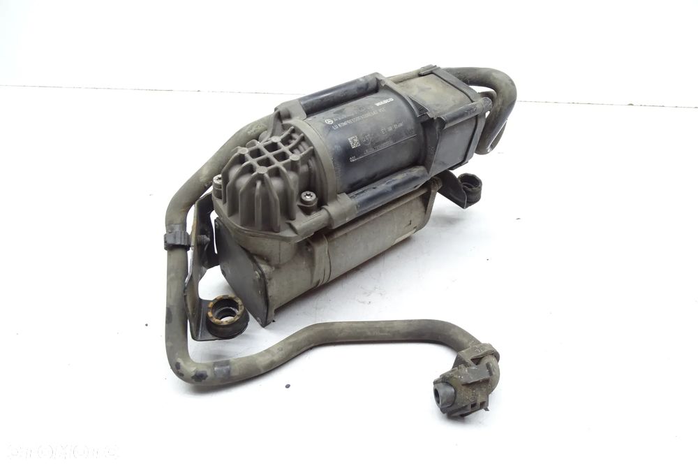Mercedes C Klasa W205 Kompresor zawieszenia A2053200104 - 5