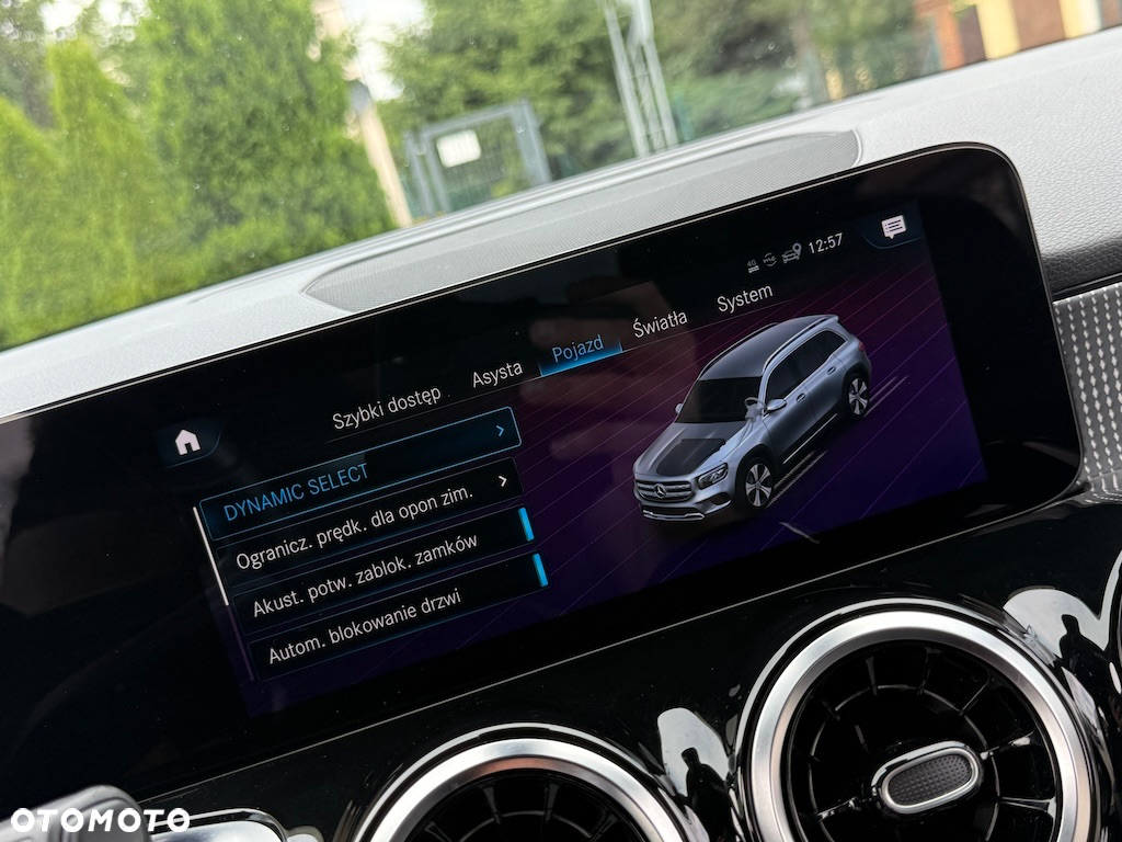 Mercedes-Benz GLB 200 d 8G-DCT - 28