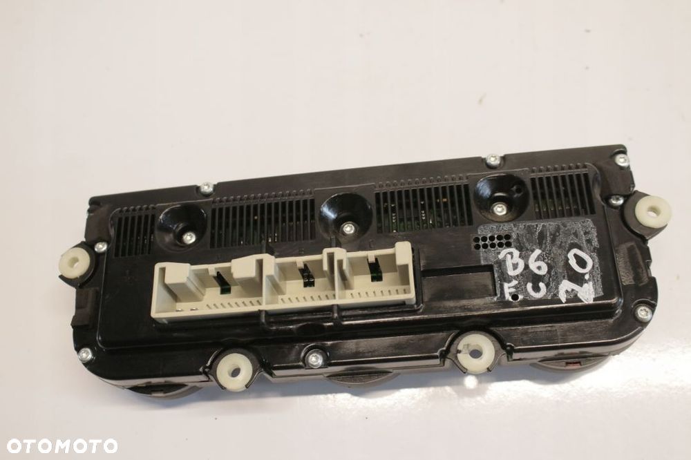 panel klimatyzacji Passat B6 - 4