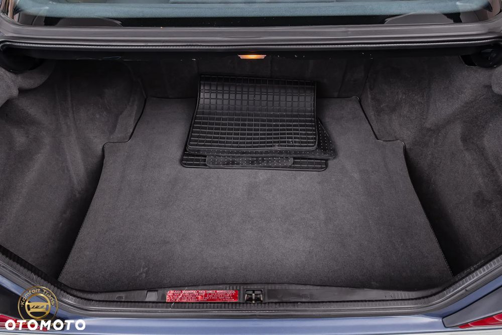 Mercedes-Benz W124 (1984-1993) - 24