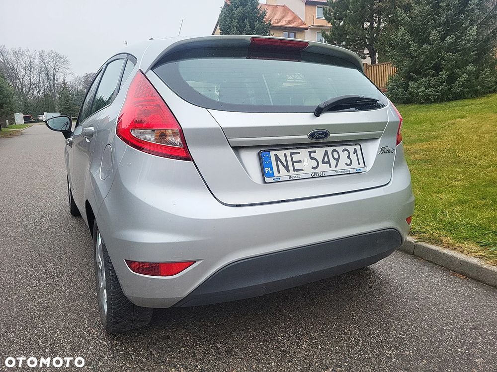 Ford Fiesta 1.25 Silver X (Ambiente) - 11