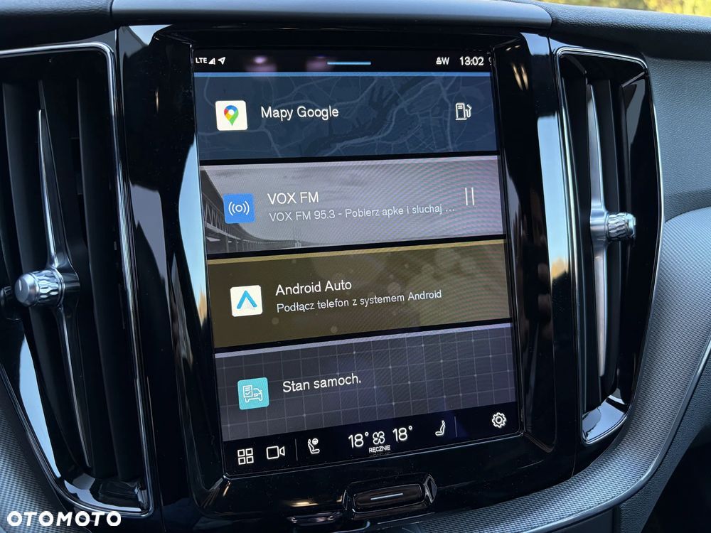 Volvo XC 60 B4 D Essential - 25