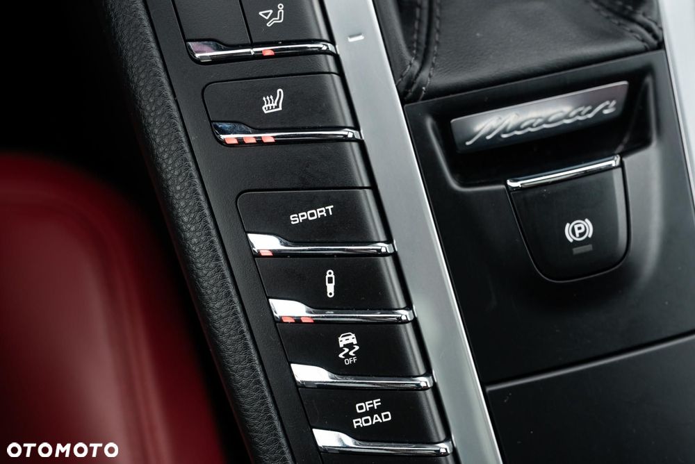 Porsche Macan - 23