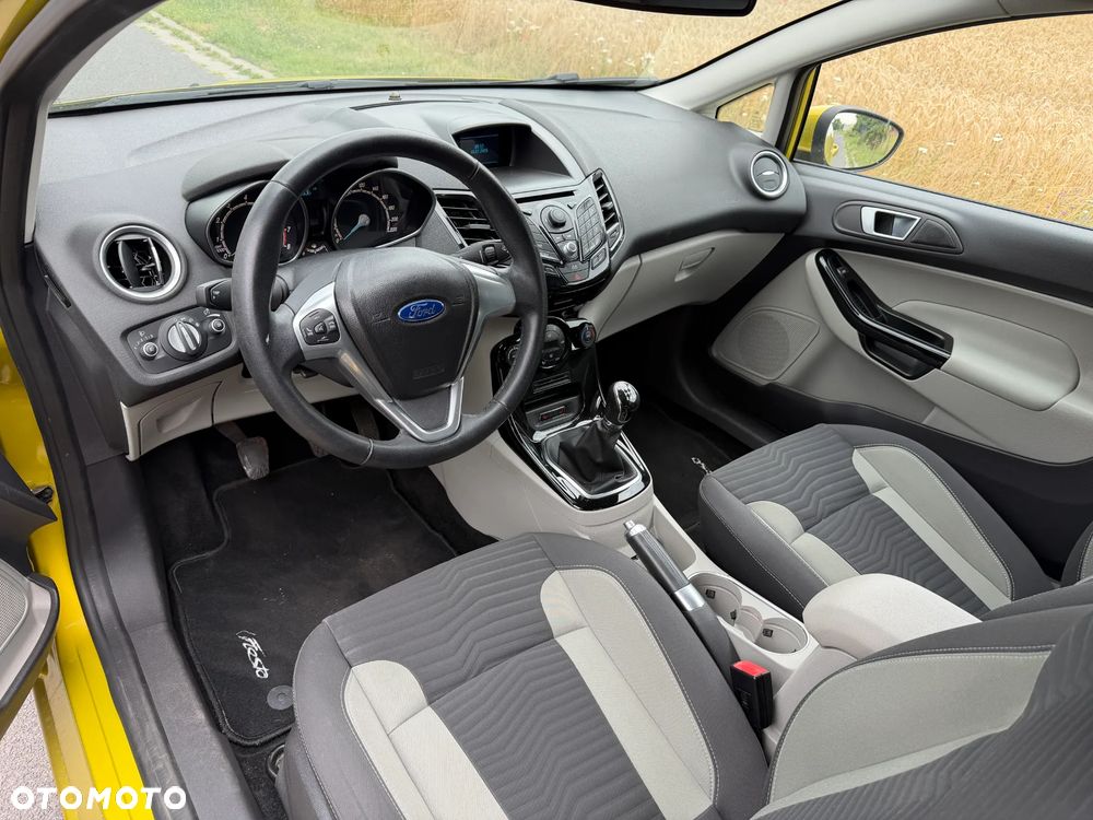 Ford Fiesta 1.0 EcoBoost Titanium EU6 - 16