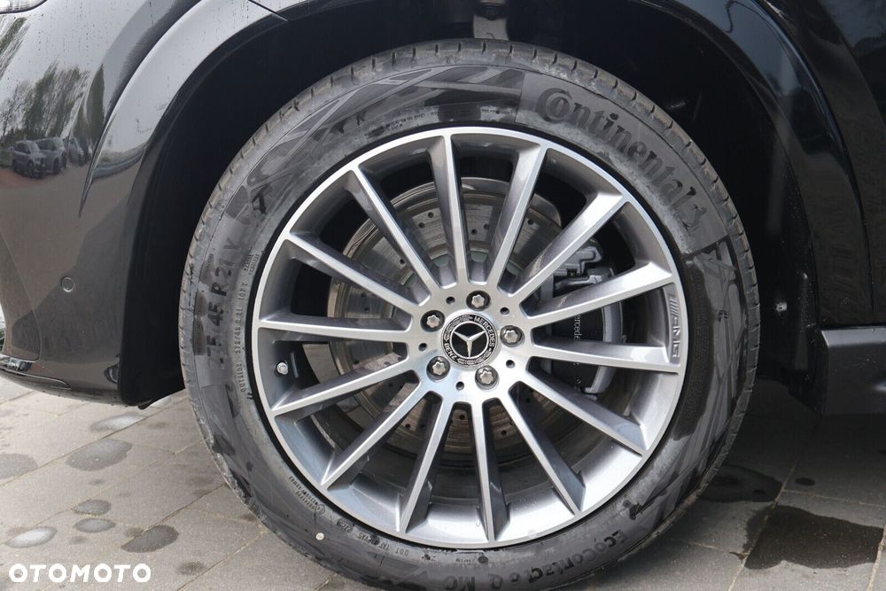 Mercedes-Benz GLE - 31