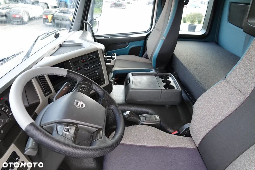 Volvo FM 460 / NISKA KABINA / PO KONTRAKCIE SERWISOWYM / EURO 6 - 24