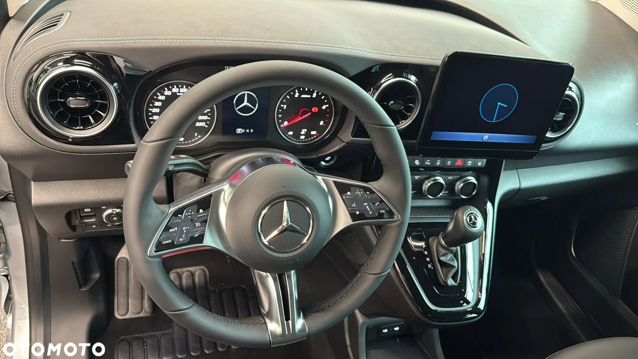 Mercedes-Benz Klasa T 180 d Progressive - 8