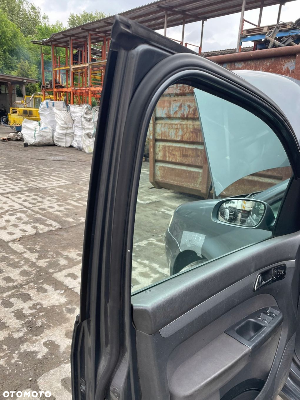 vw touran I drzwi lewe przód przednie kompletne kod lakieru - LD7X - 12
