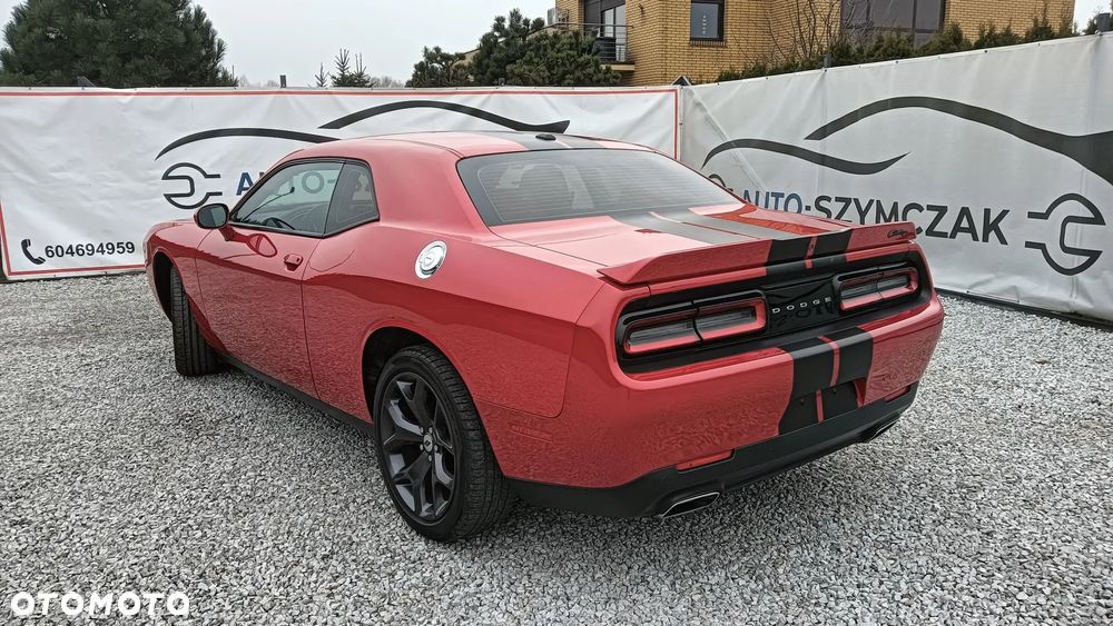 Dodge Challenger Automatik SXT Plus - 4