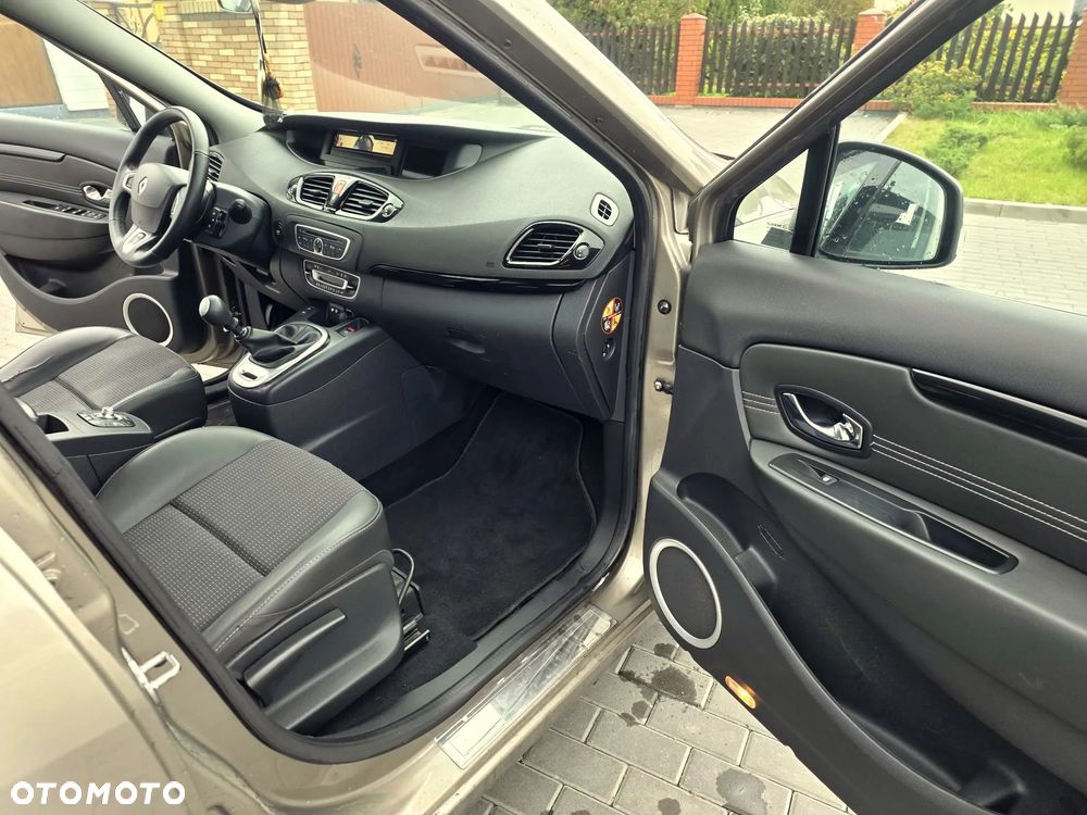 Renault Scenic - 10