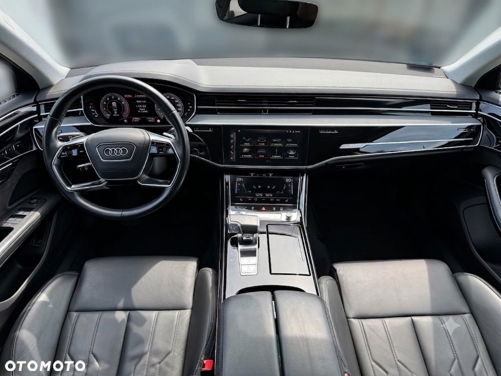 Audi A8 - 6