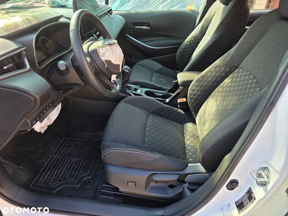 Toyota Corolla 1.8 Hybrid Comfort - 21