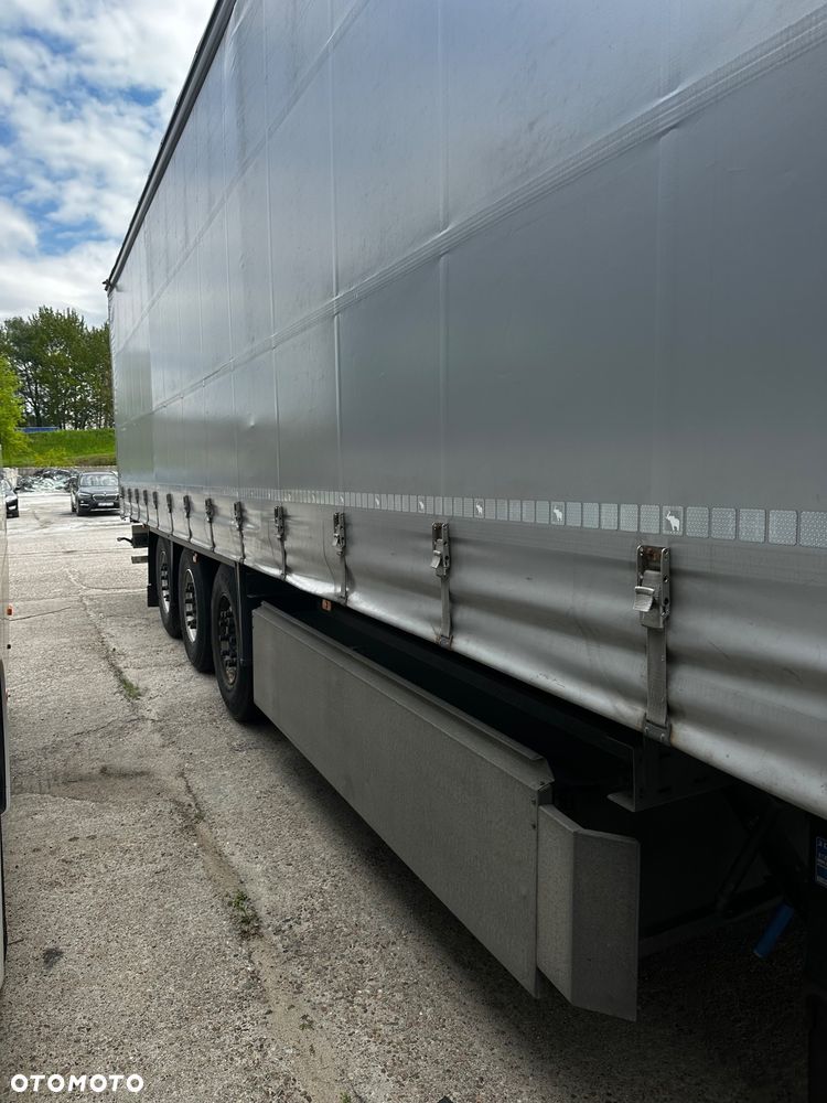 Schmitz Cargobull SCB*S3T - 27