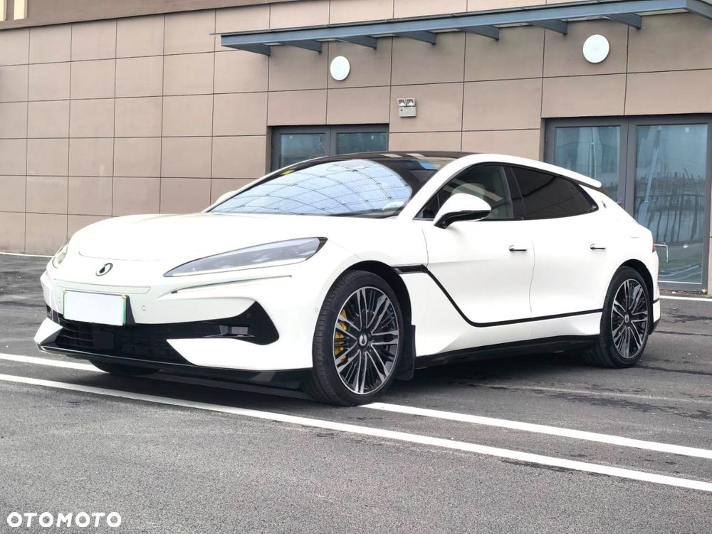 Denza Z9 GT - 2