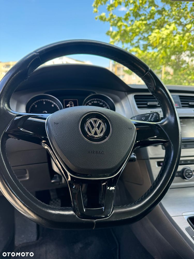 Volkswagen Golf 1.6 TDI BlueMotion Technology Comfortline - 9