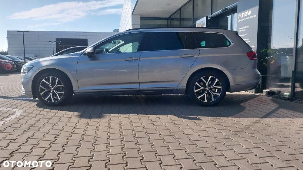 Volkswagen Passat - 5