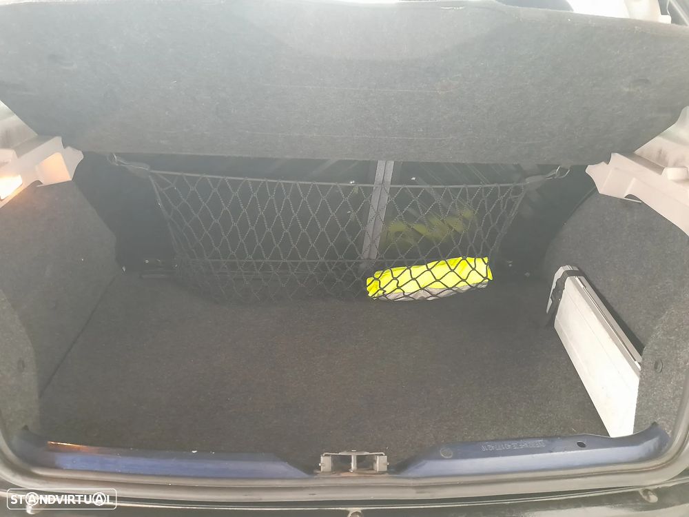 Peugeot 206 1.1 XR - 12