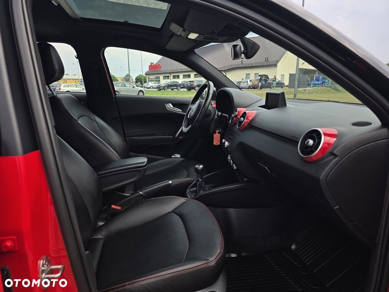 Audi A1 Sportback 1.2 TFSI S line Sportpaket - 10