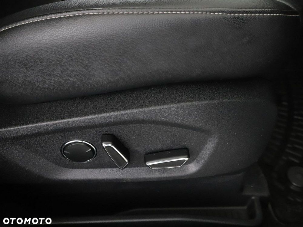 Ford S-Max 2.0 TDCi Titanium - 39