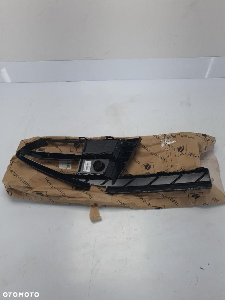 KRATKA ZDERZAKA ATRAPA PRAWA CUPRA FORMENTOR 5FF853666 - 2