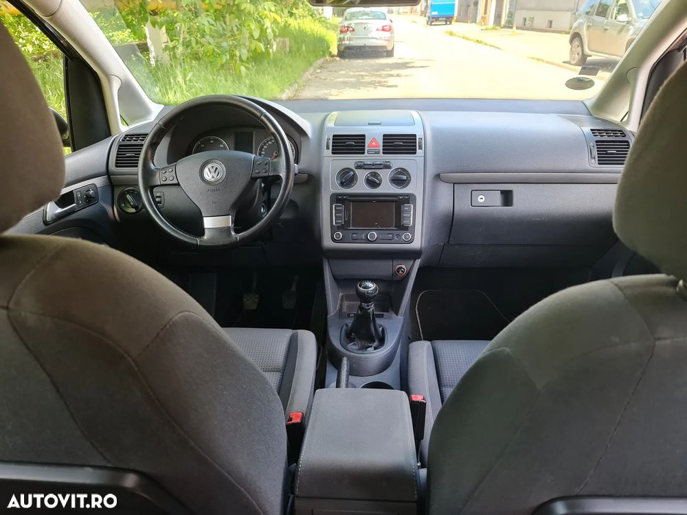Volkswagen Touran 1.9 TDI DPF Blue Motion Freestyle - 5