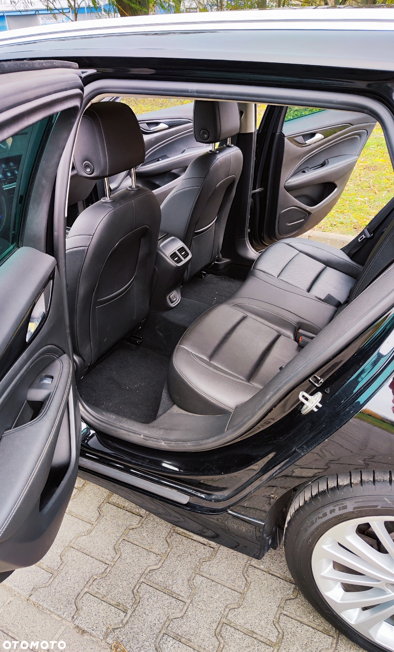 Opel Insignia Sports Tourer 1.6 Diesel Innovation - 24