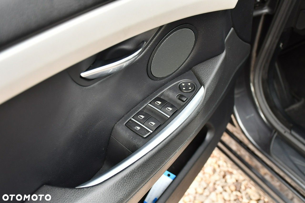 BMW 5GT 535i Gran Turismo - 26